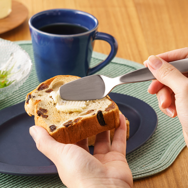 パンにバターを塗ることに特化